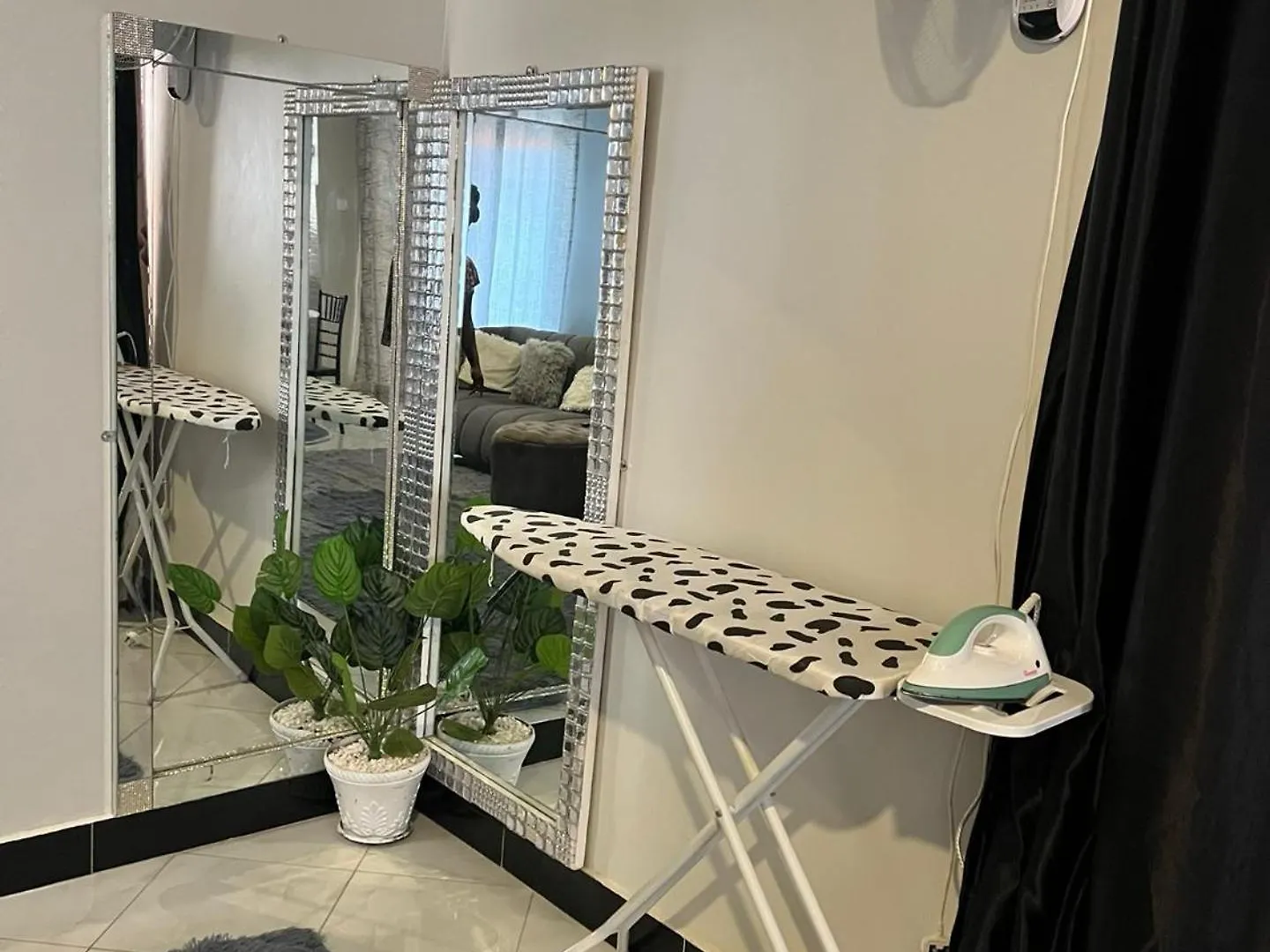 Cozy Apartment كامبالا